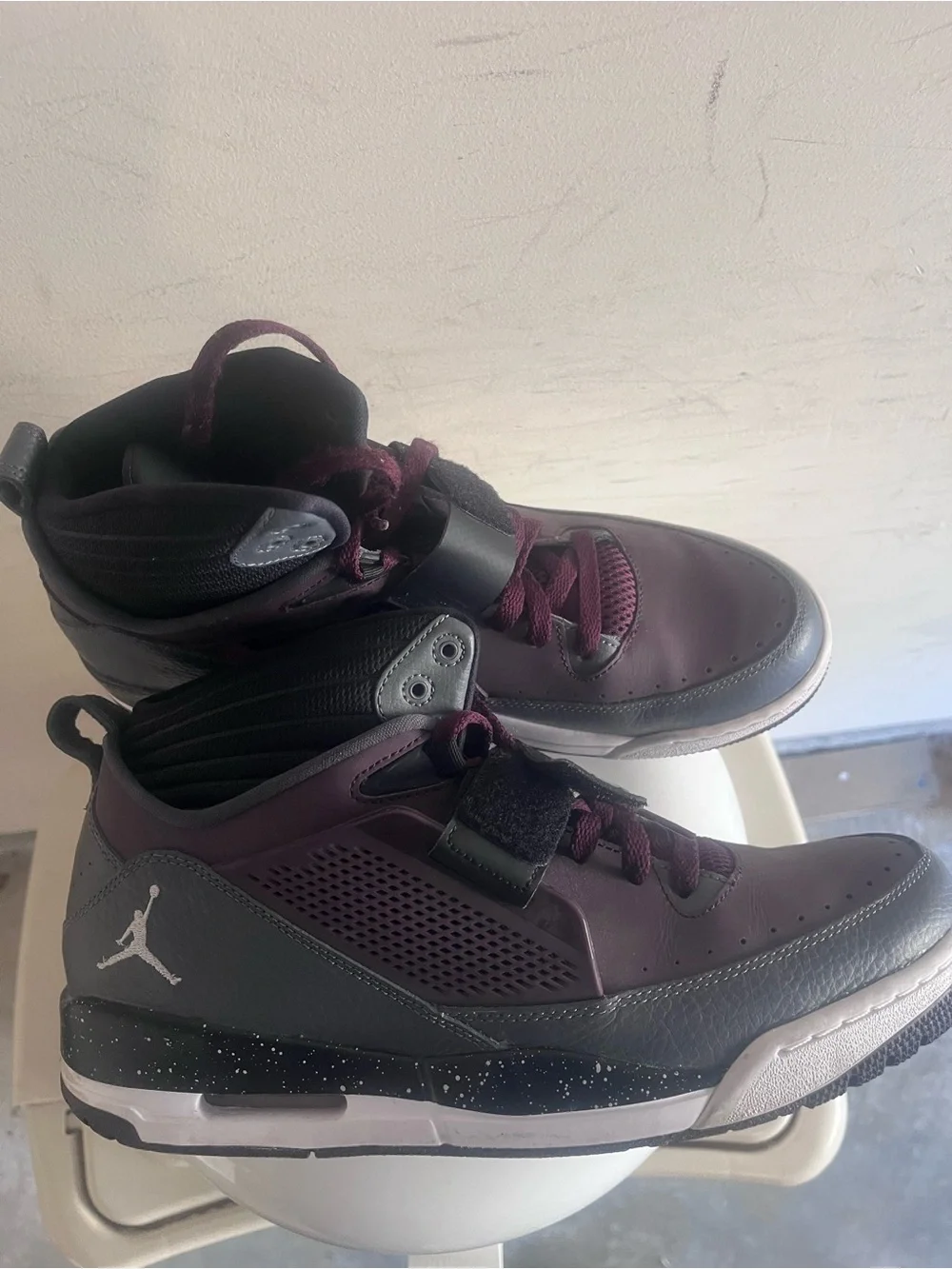 Jordan Mid-Top Sneakers in Burgundy and Gray
